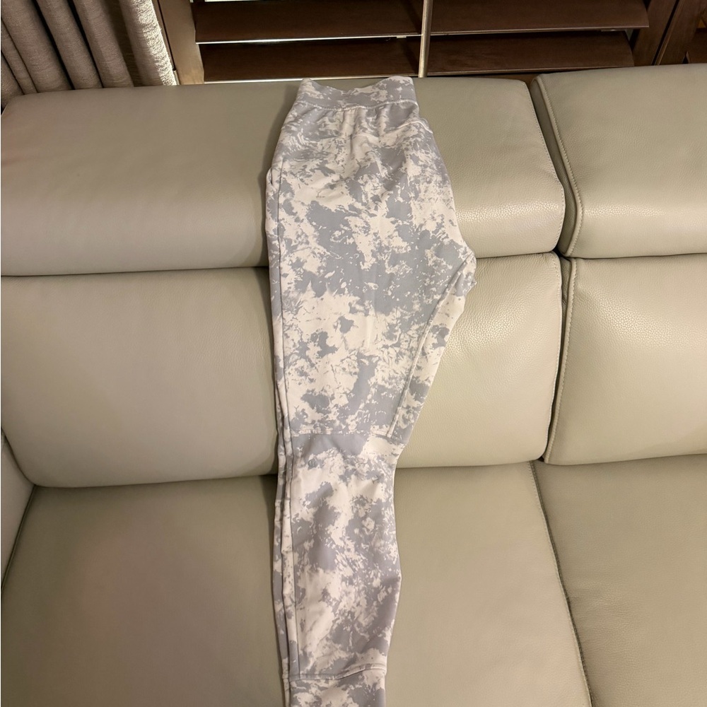 lululemon athletica Gray and White Joggers - Picture 2 of 2